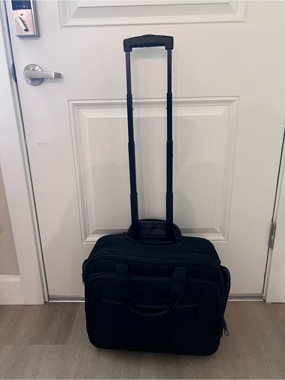 Black Rolling Laptop Briefcase with Telescoping Handle